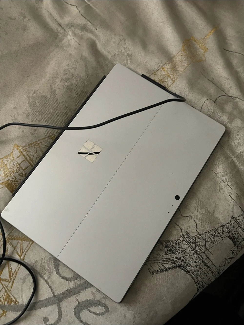 Microsoft Surface Laptop - Silver/White Finish